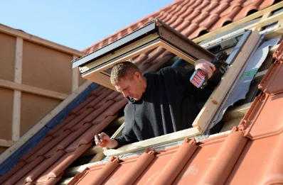 Pose de fenêtres de toit Velux à Créot